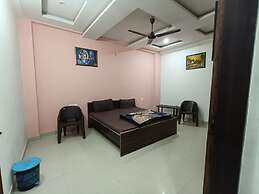 Hotel Shriji Nikunj