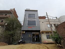 Hotel Shriji Nikunj