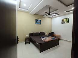 Hotel Shriji Nikunj
