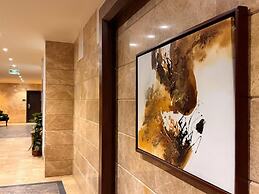 Quiet Rooms 12