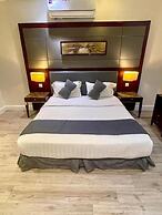 Quiet Rooms 12