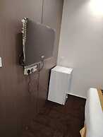 Quiet Rooms 12