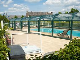Retreat, Heated Pool & 2 Beds