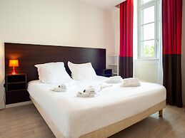 Retreat, Heated Pool & 2 Beds