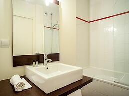 Retreat, Heated Pool & 2 Beds