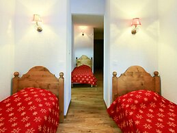 Spacious Alpine Stay for Seven