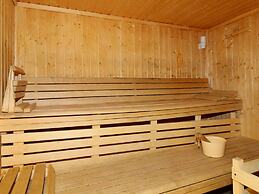 Spacious Alpine Stay for Seven