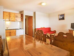 Spacious Alpine Stay for Seven