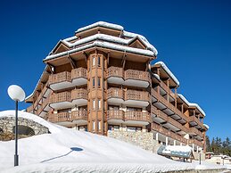 Family Stay With Picturesque Mountain Views