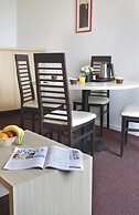 Elegant Vineyard Stay for Three
