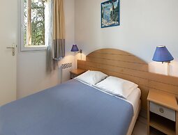 Escape for Seven Guests