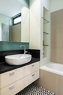 Rare Koukaki garden flat near Acropolis