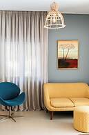 Rare Koukaki garden flat near Acropolis