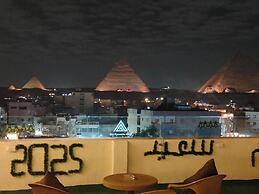 Sky Pyramids Inn