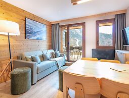 Cozy Stay With Sleeping Alcove