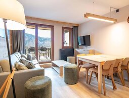 Cozy Stay With Sleeping Alcove