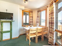 Spacious Mountain Stay for 7 in Doucy