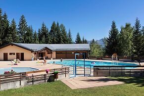 Spacious Mountain Stay for 7 in Doucy