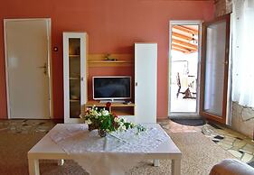 Wonderful Terrace Retreat