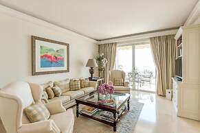 Buckingham and Lloyds - Cannes