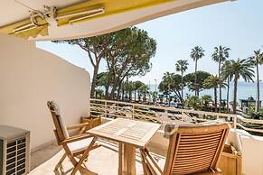 Buckingham and Lloyds - Cannes