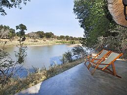 Limpopo River Lodge