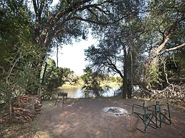 Limpopo River Lodge