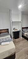 Hostal Andrea Gran Via