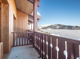 Large Alpine Family Stay in Doucy