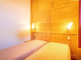 Large Alpine Family Stay in Doucy