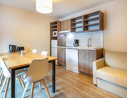 Spacious Group Accommodation in the Valley