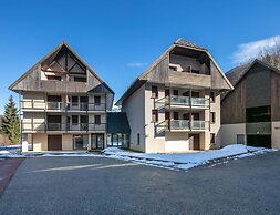 Spacious Group Accommodation in the Valley
