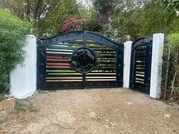 Wayando Beach Eco Lodge