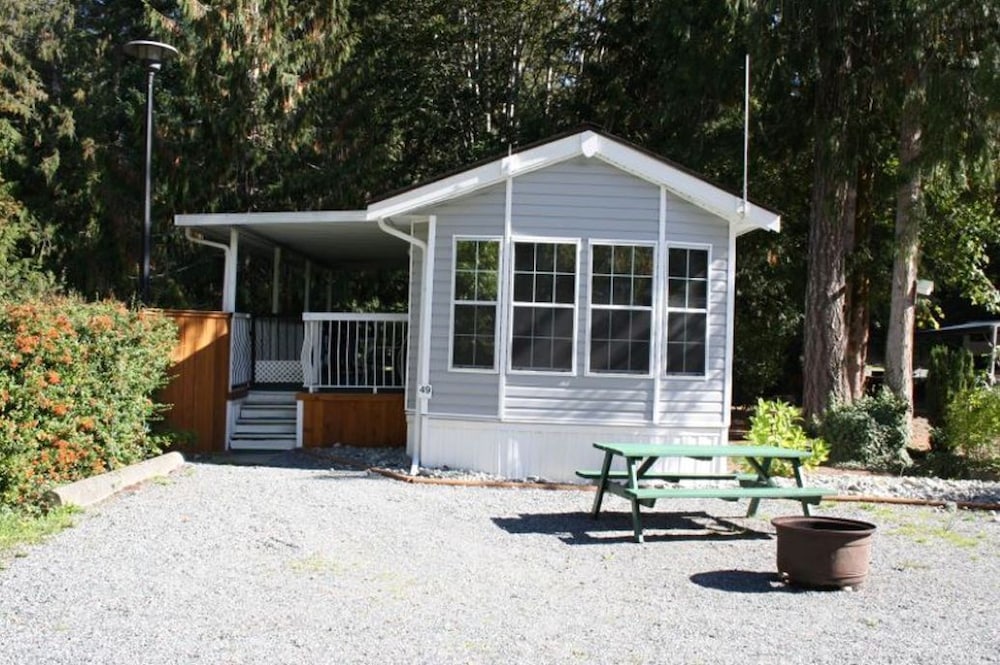 Rondalyn Camping & RV Resort