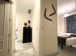 Modern 2-bedroom Apartment With Private Underground Parking Lift Acces