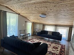 Kakuç Apart