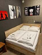 Room-Pauli