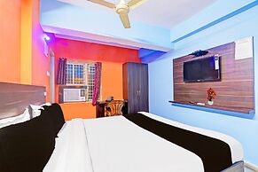 Deluxe Hotel O Karimnagar