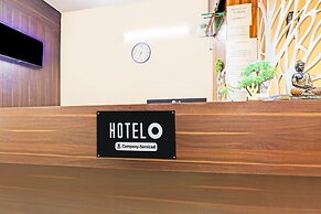 Deluxe Hotel O Karimnagar