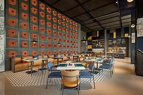 Aloft Xiamen Xiangan