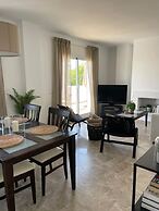 2 Bedroom Top Floor Montain Views