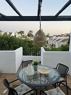 2 Bedroom Top Floor Montain Views