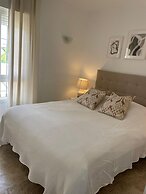 2 Bedroom Top Floor Montain Views