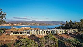 Spring Bay Eco Resort