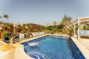 Tal Jordan Complex - Bungalow 3 Frog