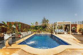 Tal Jordan Complex - The Sunflower Bungalow 2