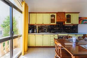 Tal Jordan Complex - The Sunflower Bungalow 2