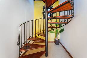 Tal Jordan Complex - The Sunflower Bungalow 2