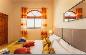 Tal Jordan Complex - The Sunflower Bungalow 2