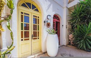 Tal Jordan Complex - The Sunflower Bungalow 2